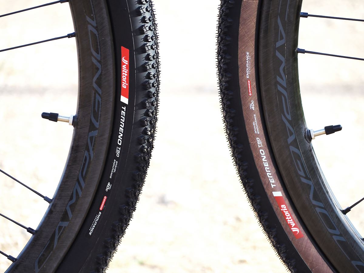 vittoria Airliner gravel